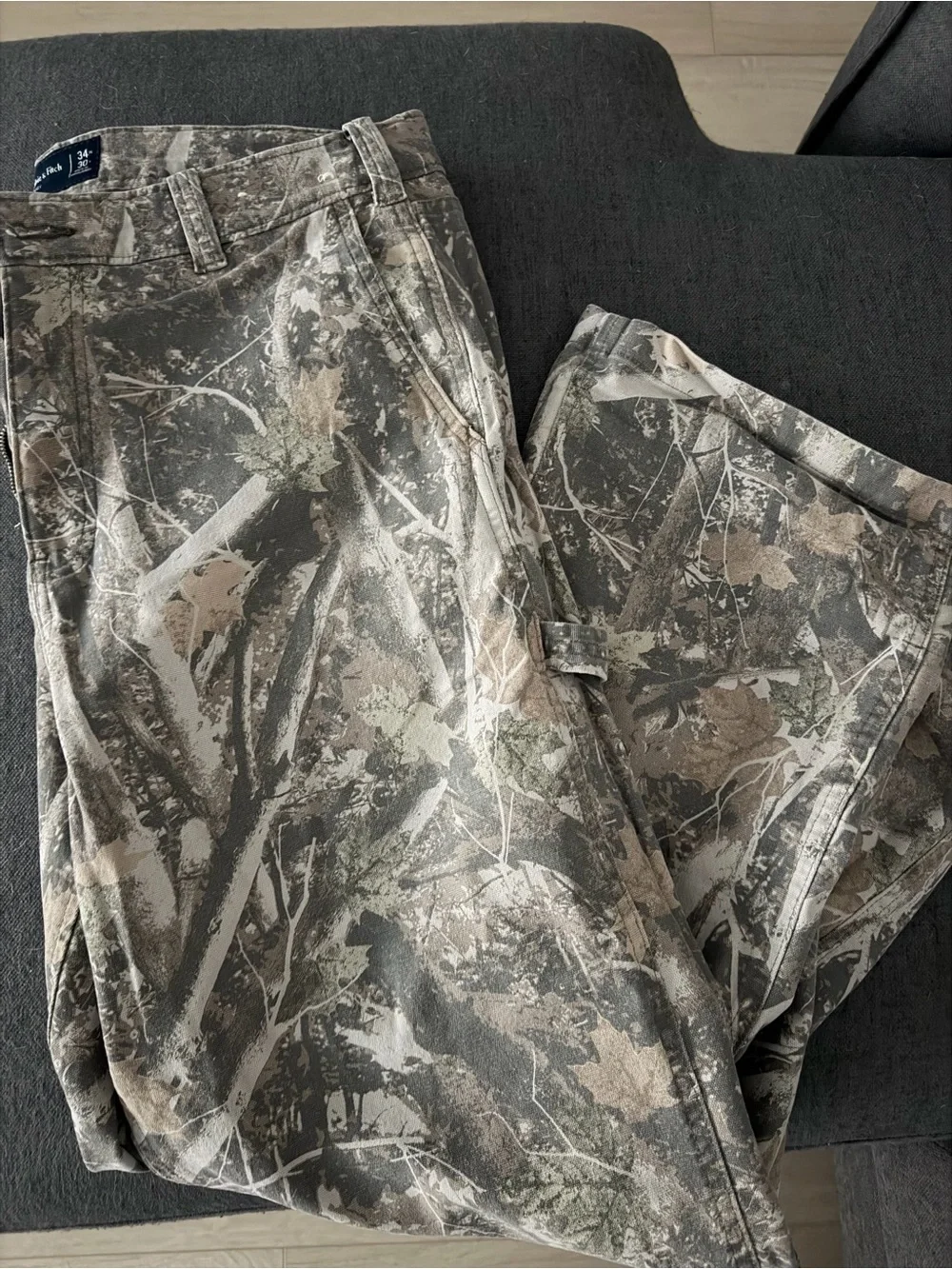Abercrombie & Fitch Men's Camo Relaxed Jeans - Gray/Green/Tan